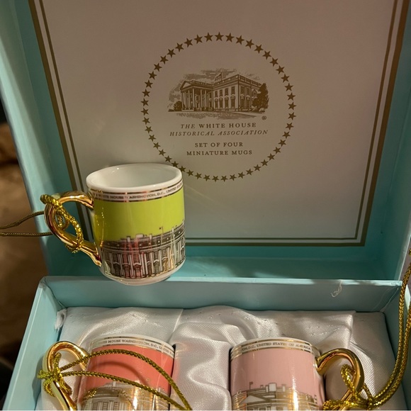 White House Other - White House Mini Mug Ornaments